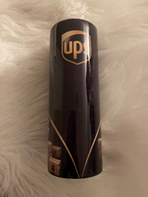 Cargar imagen en el visor de la galería, UPS Tumbler |Nita&#39;s Krafty Kreations™
